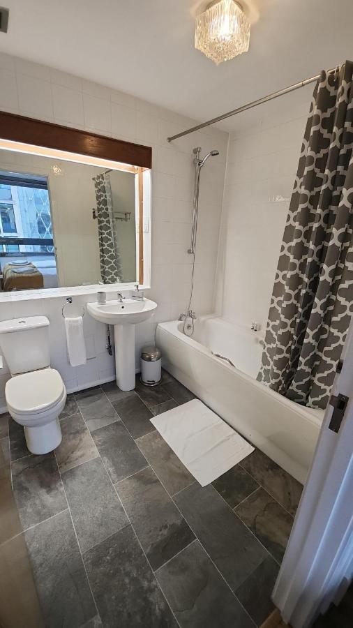 Top Floor Room In Baker St London Eksteriør billede